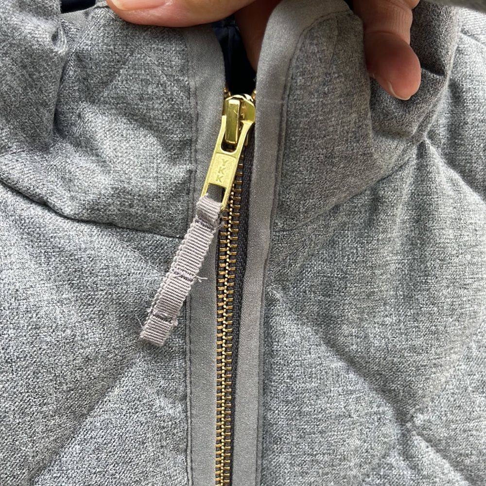 Like New J. Crew Excursion Down Filled Quilted Ve… - image 4